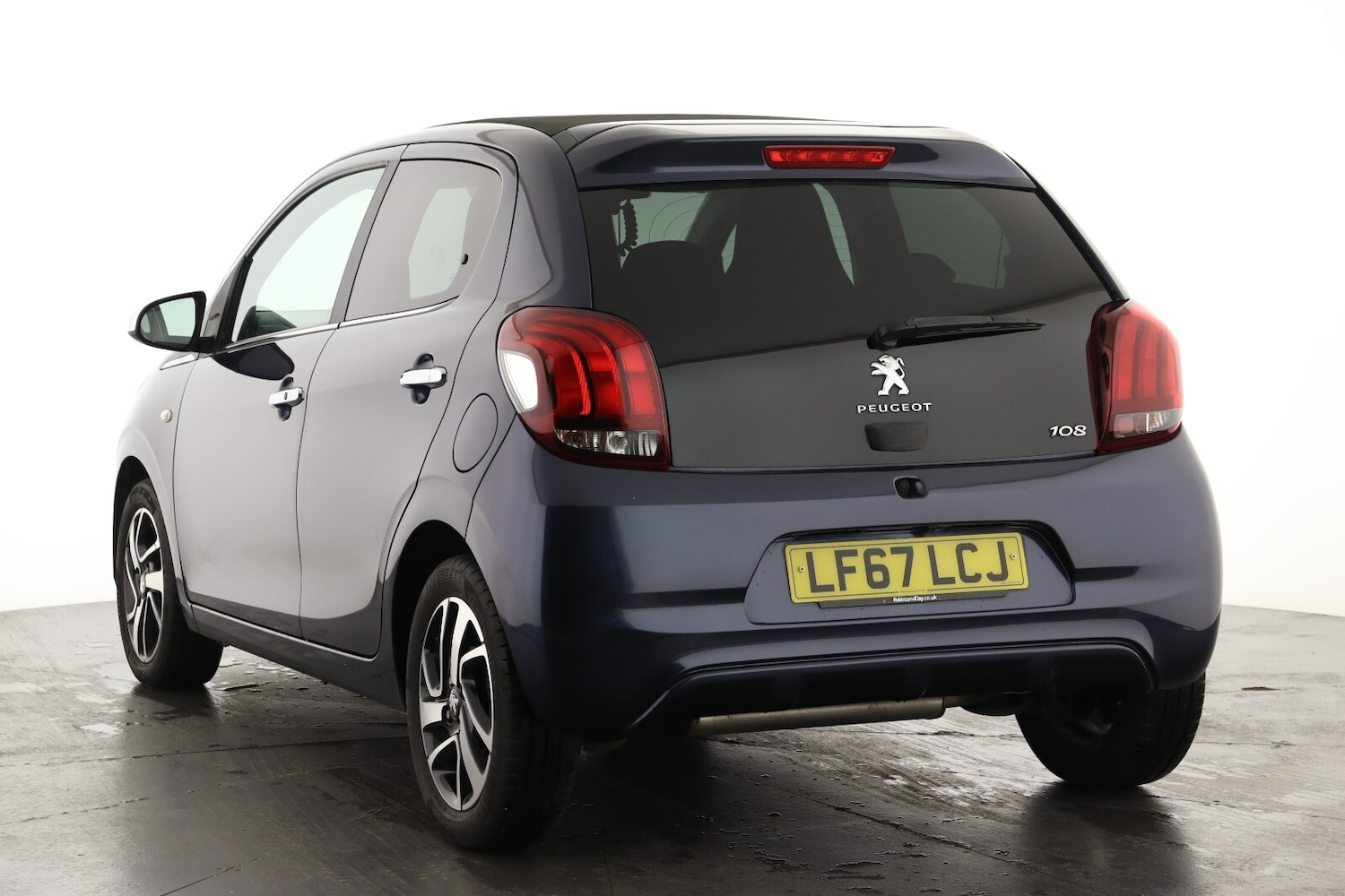 Used Peugeot 108 2017 for sale - 76717341: Photo 8