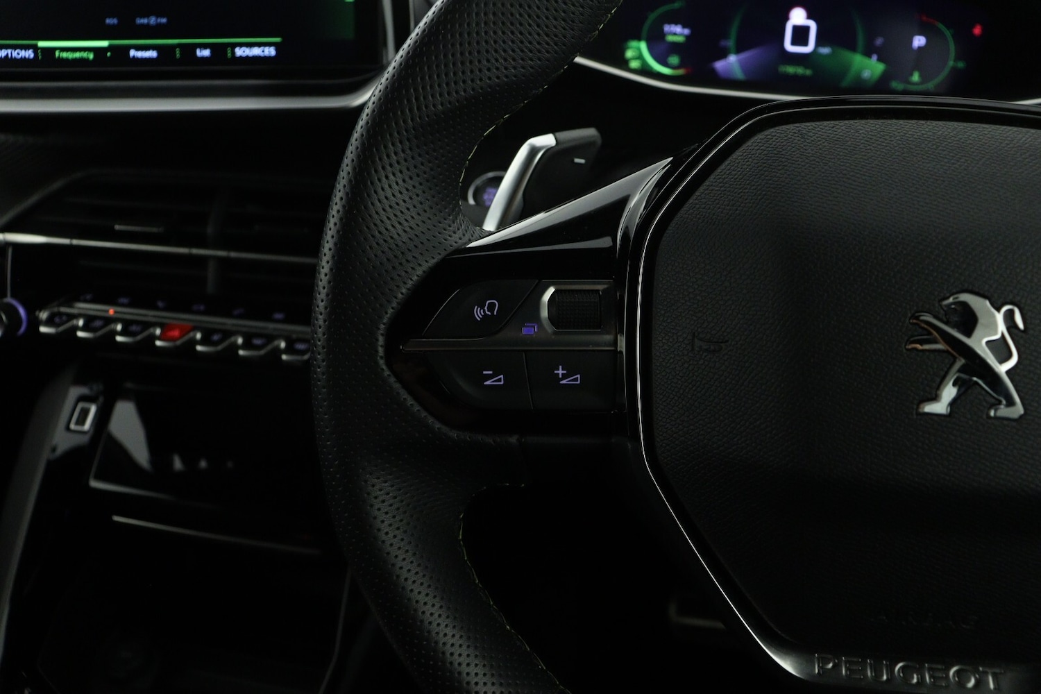 Used Peugeot 208 2023 for sale - 76873244: Photo 21