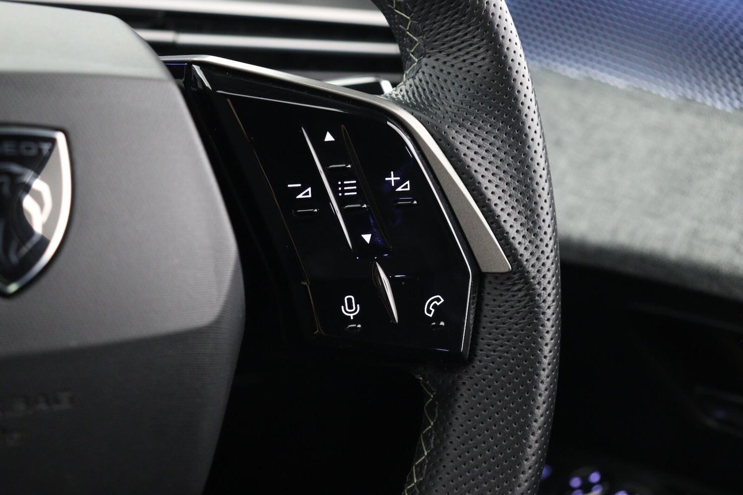 Used Peugeot 5008 2025 for sale - 77388958: Photo 30