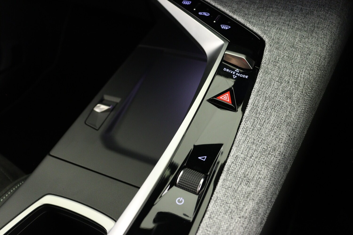 Used Peugeot 3008 2024 for sale - 77640760: Photo 28