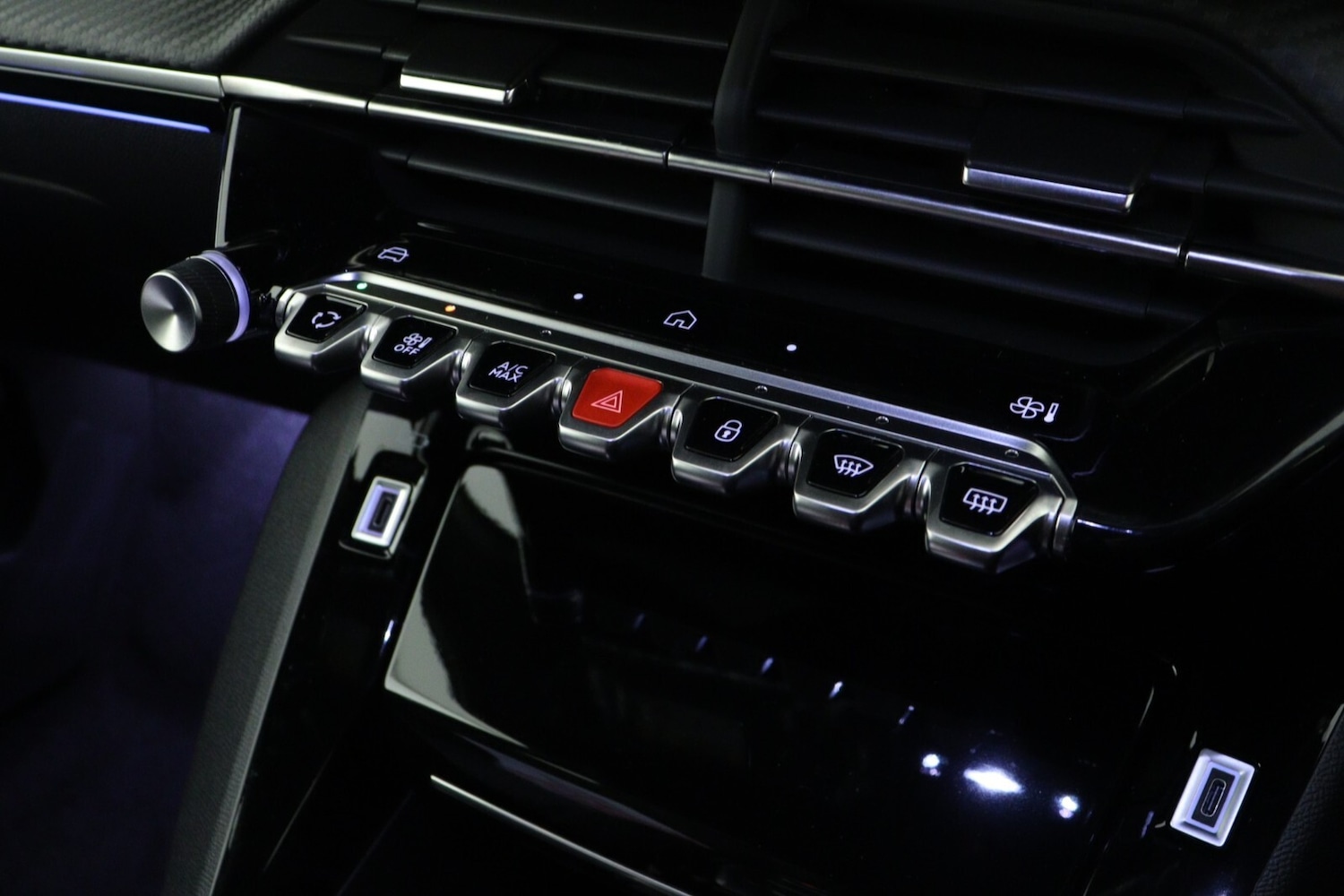 Used Peugeot 208 2025 for sale - 76615430: Photo 14