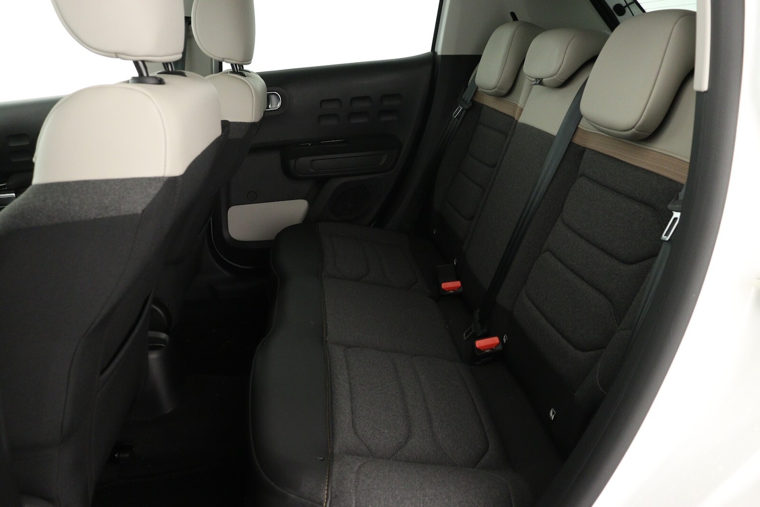 Used Citroen C3 2023 for sale - 76869449: Photo 13