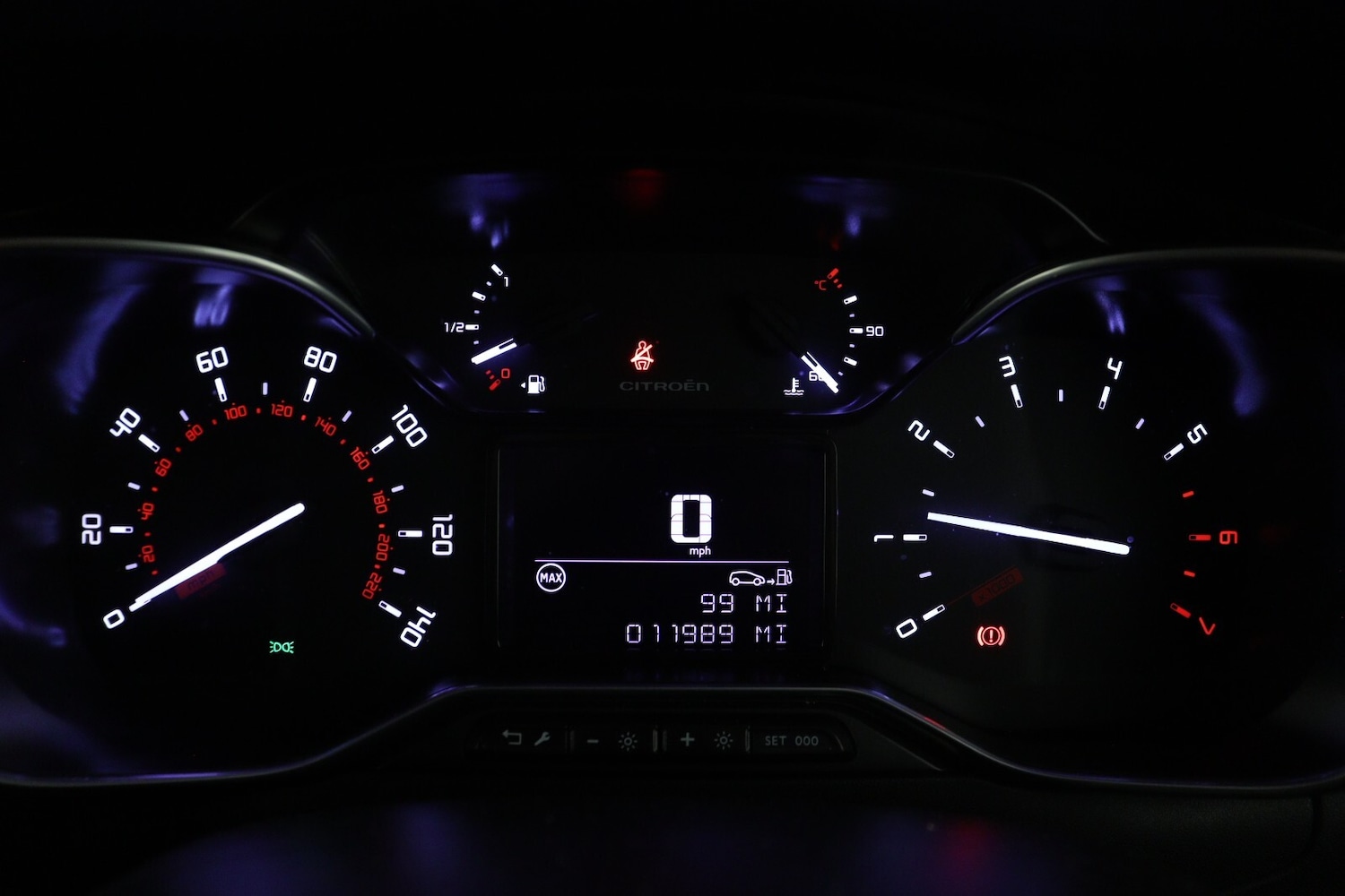 Used Citroen C3 2023 for sale - 76869449: Photo 21