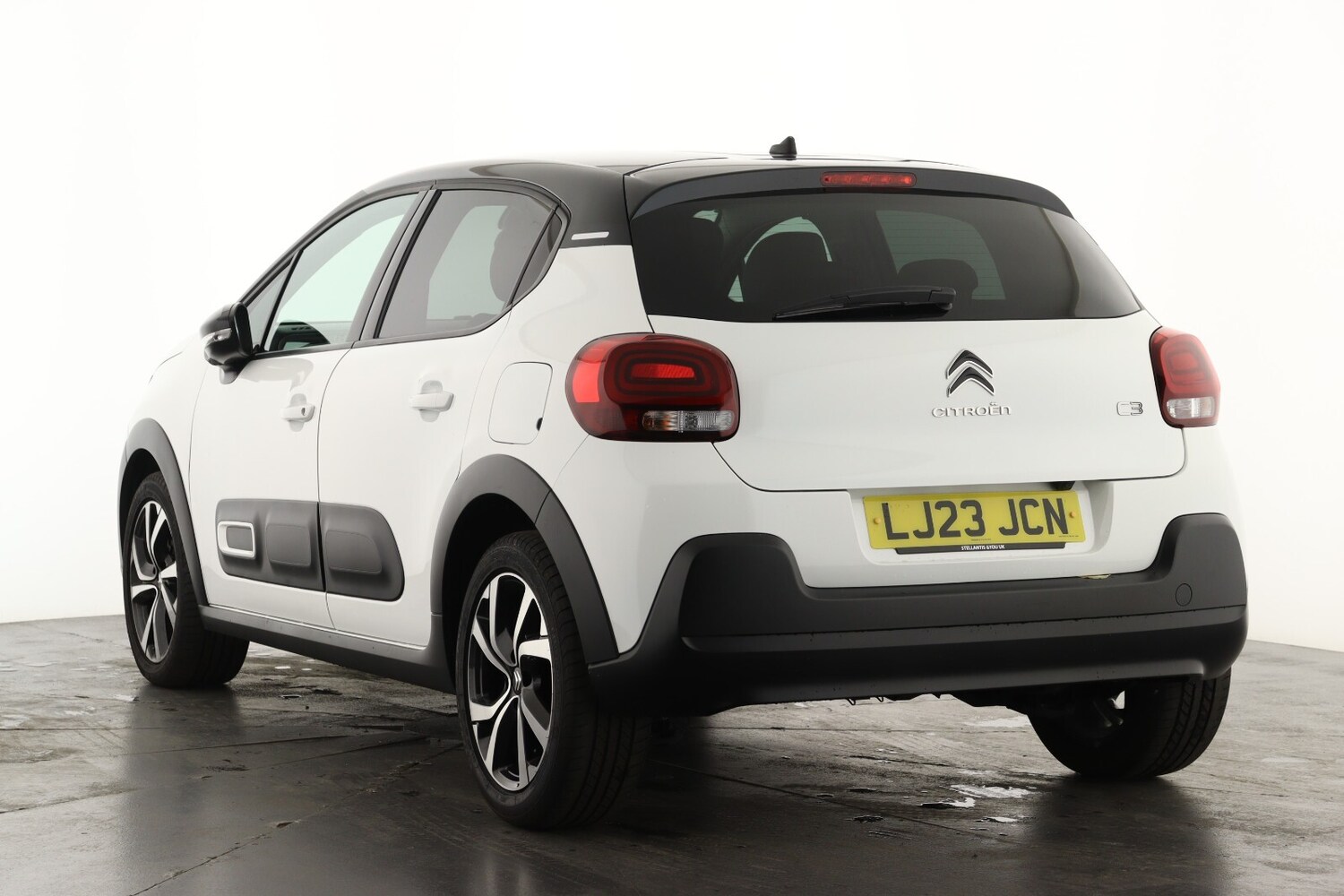 Used Citroen C3 2023 for sale - 76869449: Photo 9