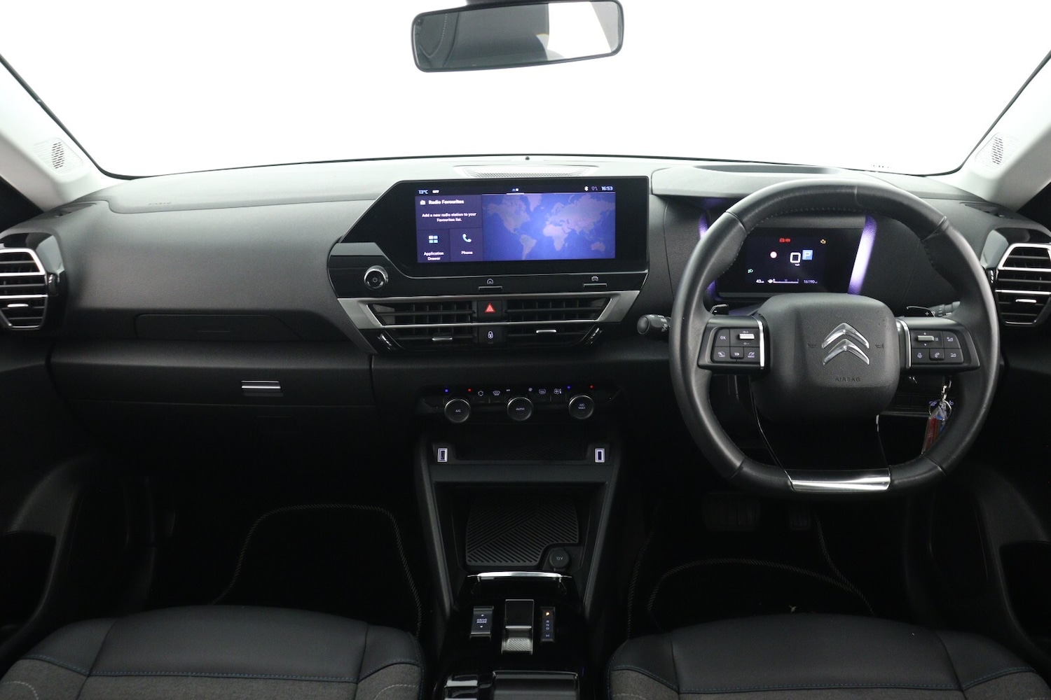 Used Citroen C4 2023 for sale - 76873301: Photo 15