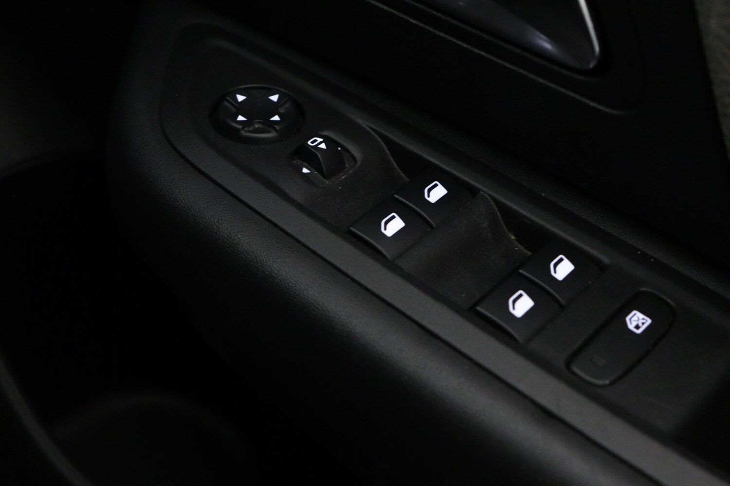 Used Citroen C4 2023 for sale - 76873301: Photo 26