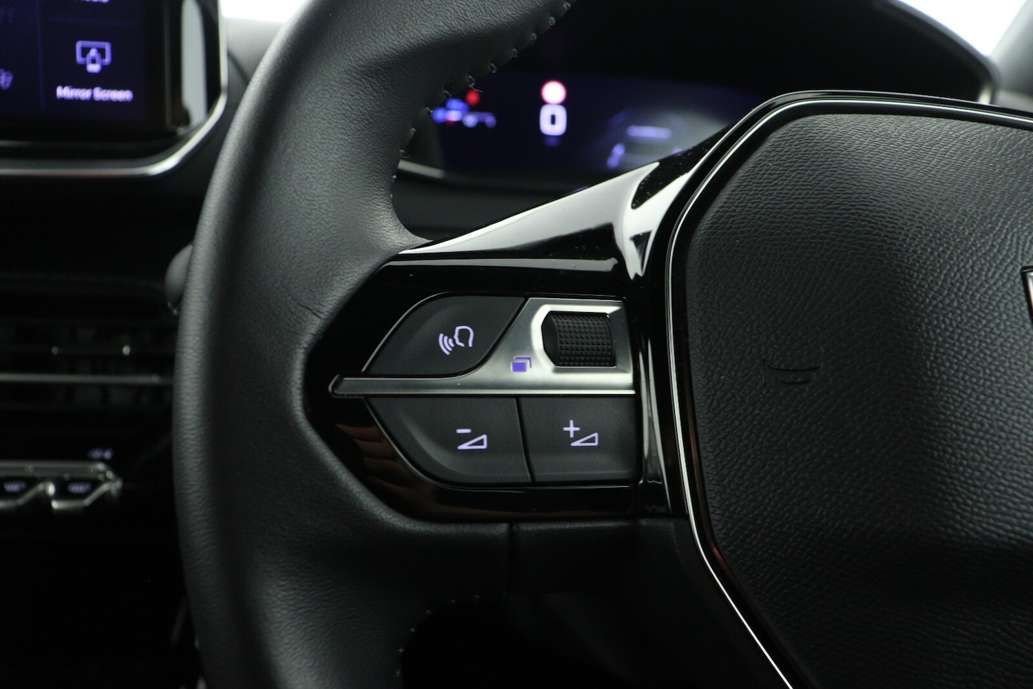 Used Peugeot 2008 2023 for sale - 76869688: Photo 20