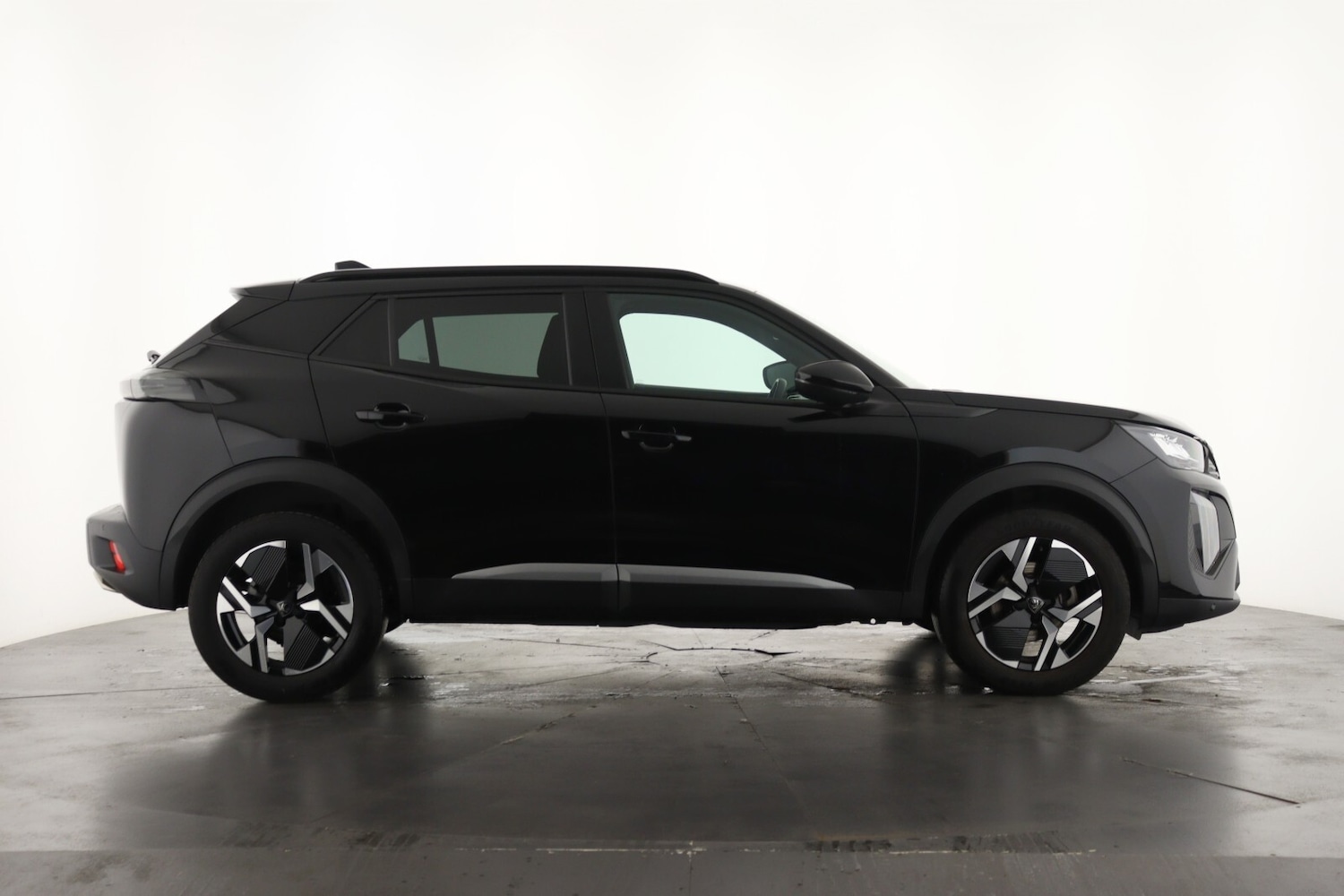 Used Peugeot 2008 2023 for sale - 76869688: Photo 5