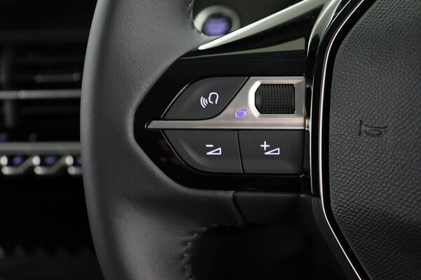 Used Peugeot 208 2024 for sale - 75763280: Photo 24