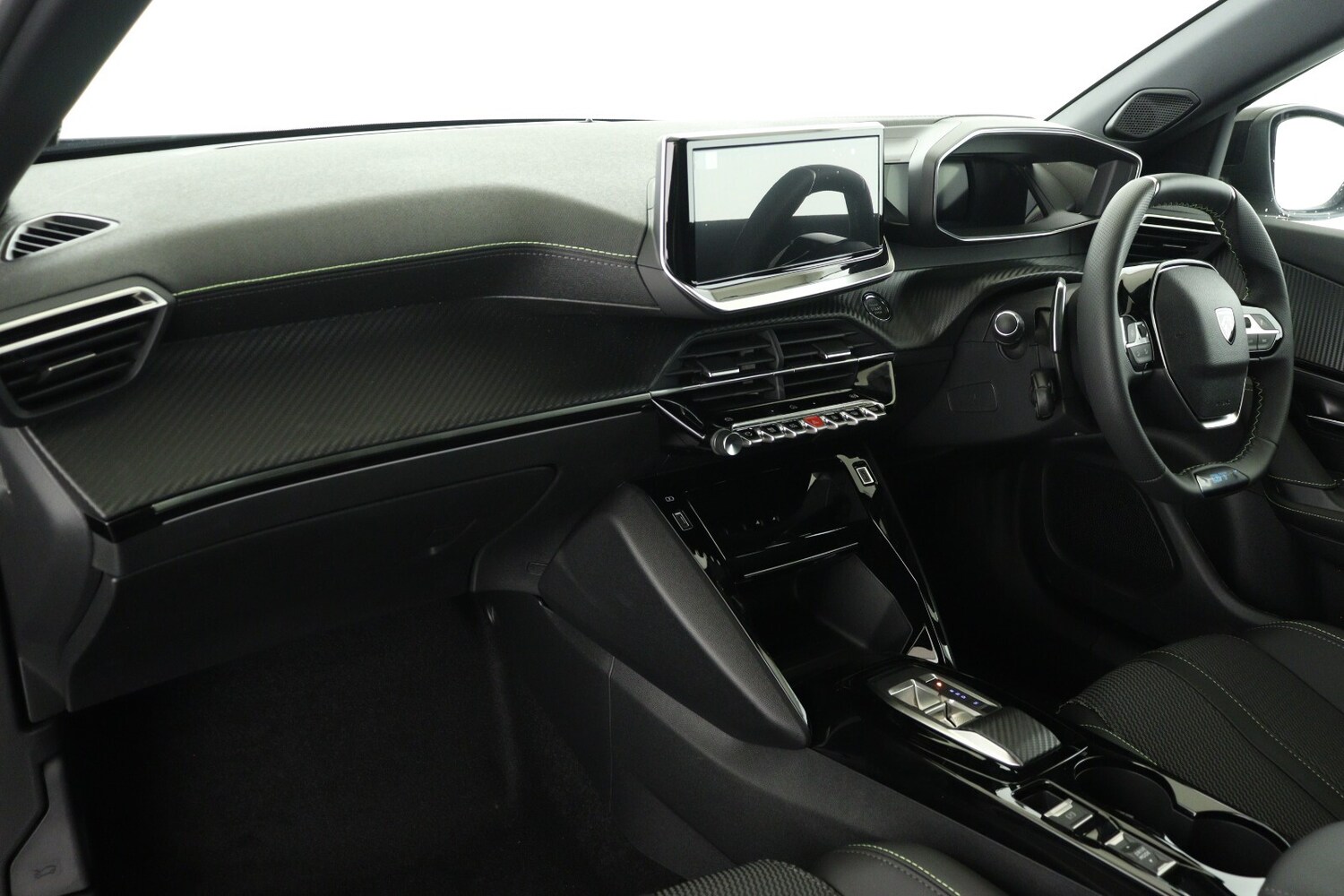 Used Peugeot 2008 2026 for sale - 77346829: Photo 11