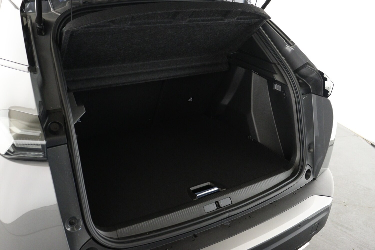 Used Peugeot 2008 2026 for sale - 77346829: Photo 9