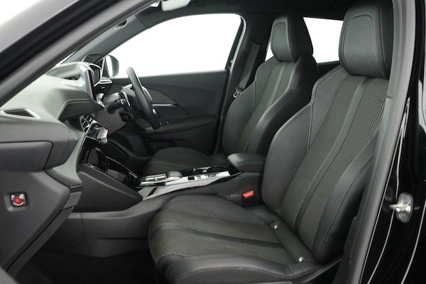 Used Peugeot 2008 2023 for sale - 76078998: Photo 11