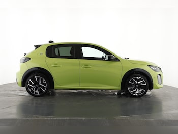 Used Peugeot 208 2025 for sale - 76366446: Photo