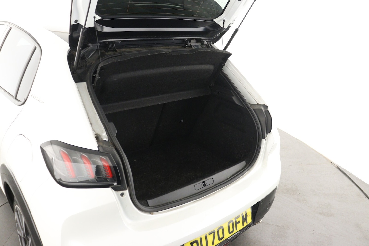 Used Peugeot 208 2020 for sale - 76372739: Photo 10