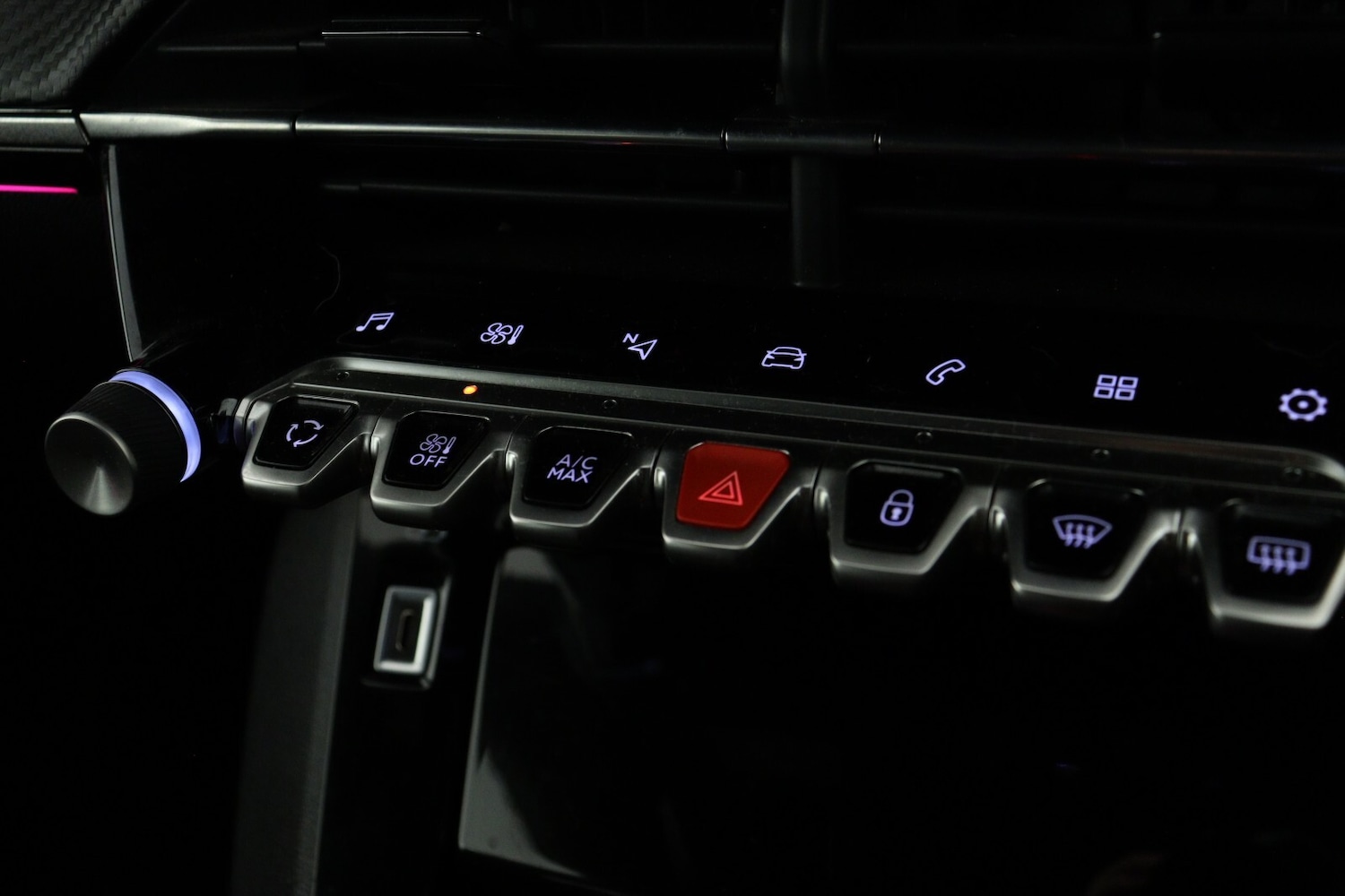 Used Peugeot 208 2020 for sale - 76372739: Photo 20