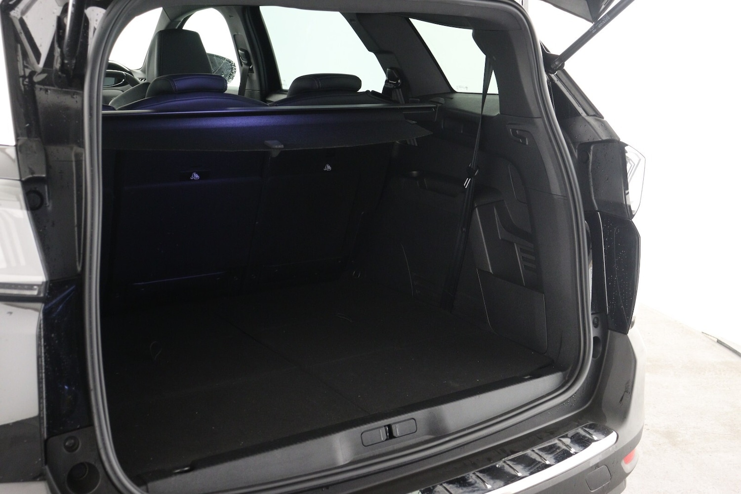 Used Peugeot 5008 2023 for sale - 77640750: Photo 10