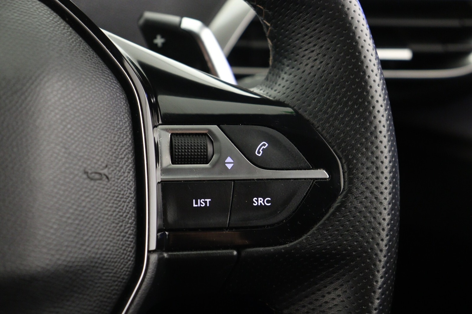 Used Peugeot 5008 2023 for sale - 77640750: Photo 28