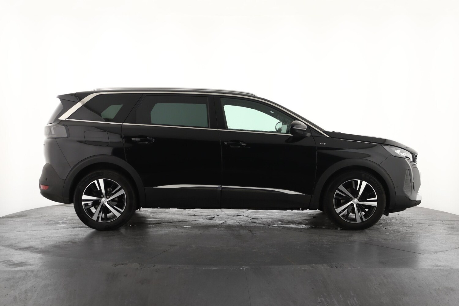 Used Peugeot 5008 2023 for sale - 77640750: Photo 5