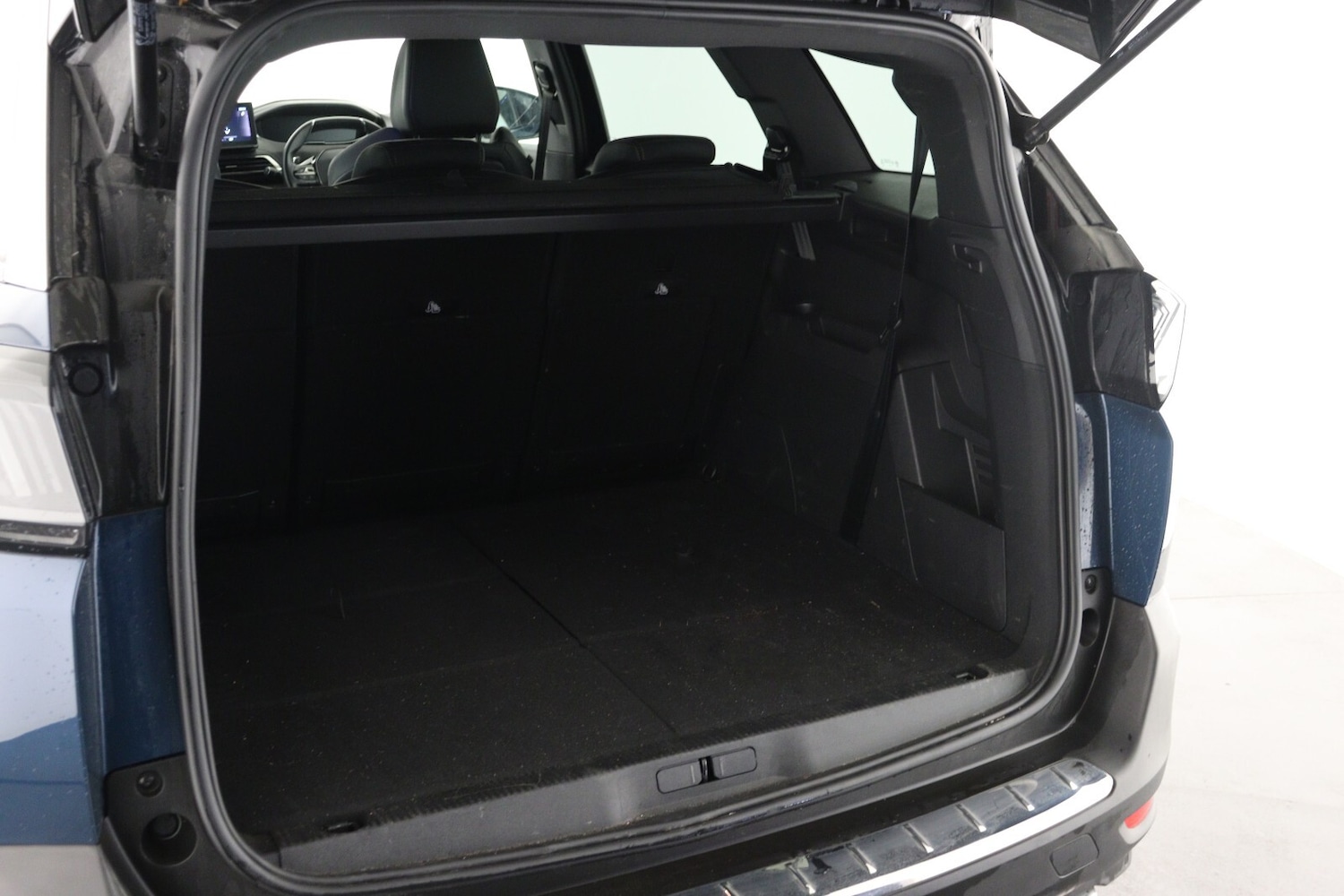 Used Peugeot 5008 2023 for sale - 76870218: Photo 10