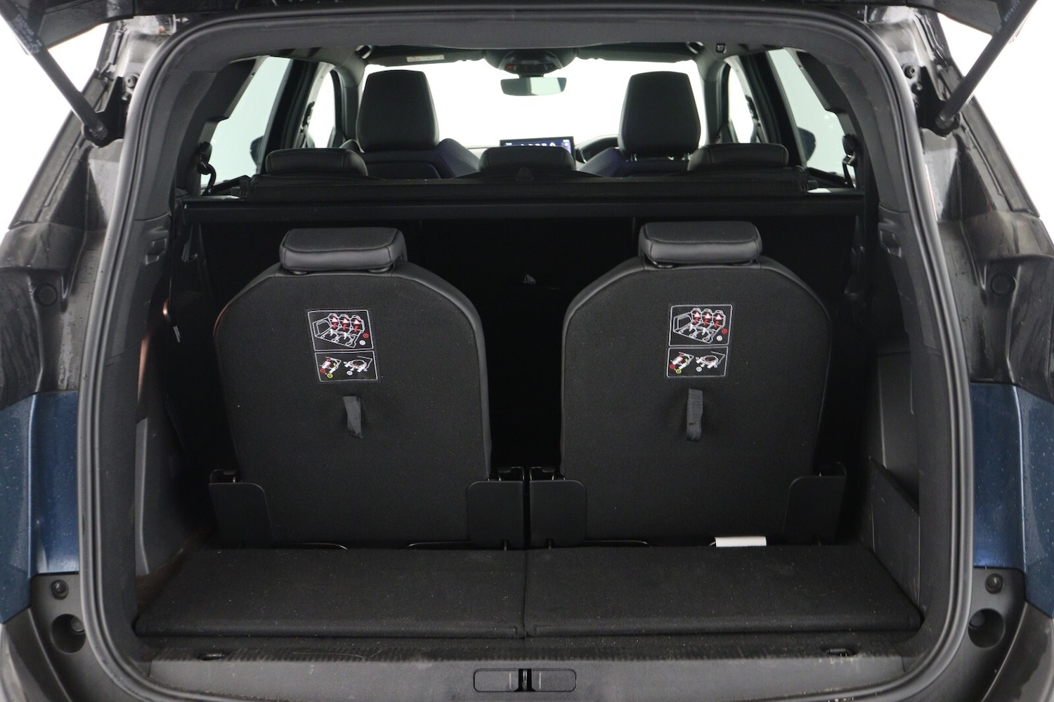 Used Peugeot 5008 2023 for sale - 76870218: Photo 11