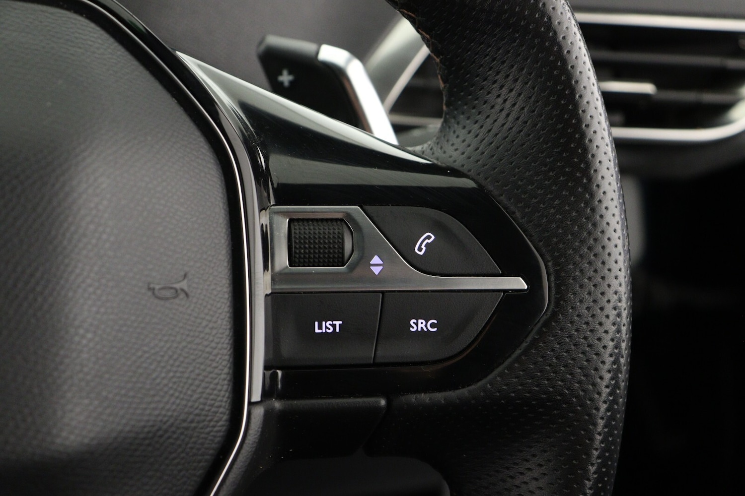 Used Peugeot 5008 2023 for sale - 76870218: Photo 28