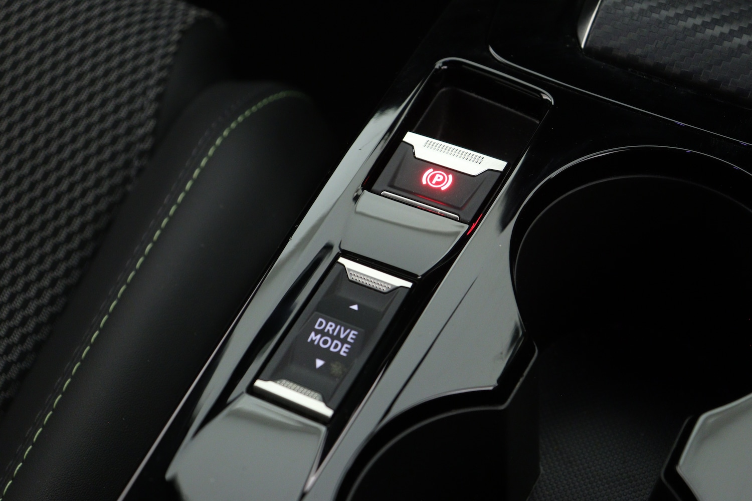 Used Peugeot 2008 2024 for sale - 76871899: Photo 23