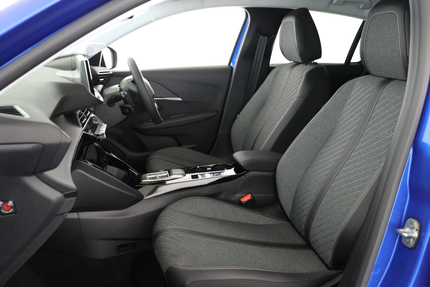 Used Peugeot 208 2024 for sale - 75886840: Photo 11