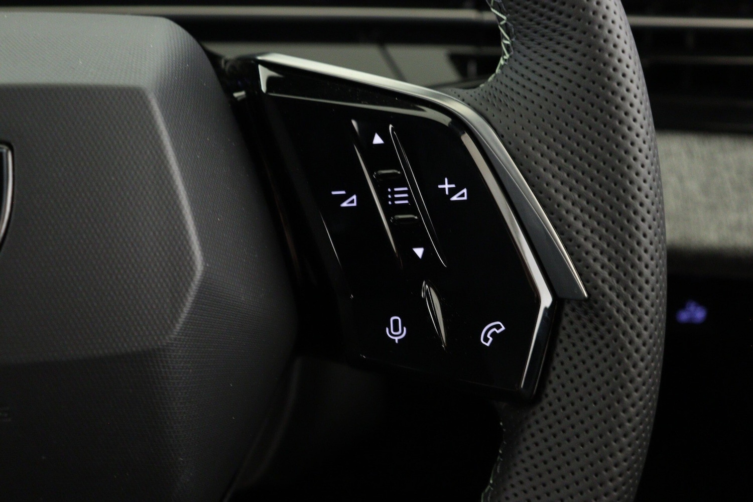 Used Peugeot 3008 2024 for sale - 76871817: Photo 31