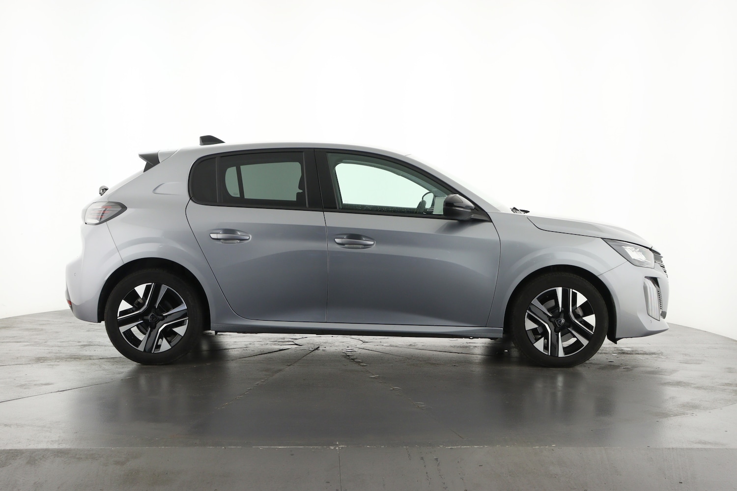 Used Peugeot 208 2024 for sale - 76871902: Photo 5