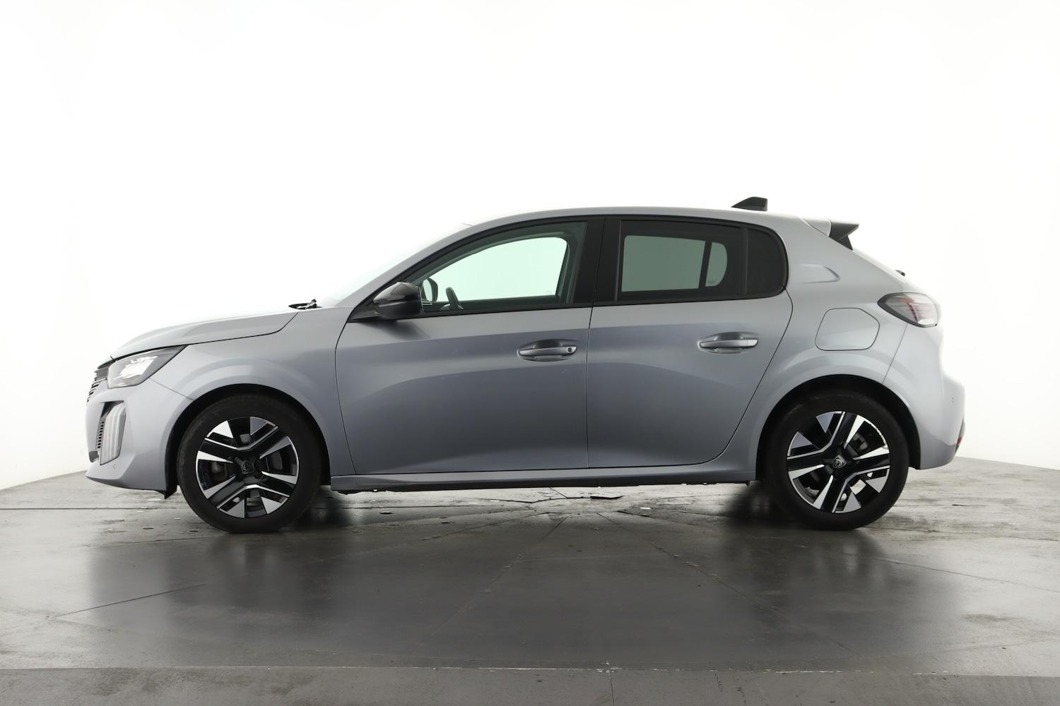 Used Peugeot 208 2024 for sale - 76871902: Photo 8