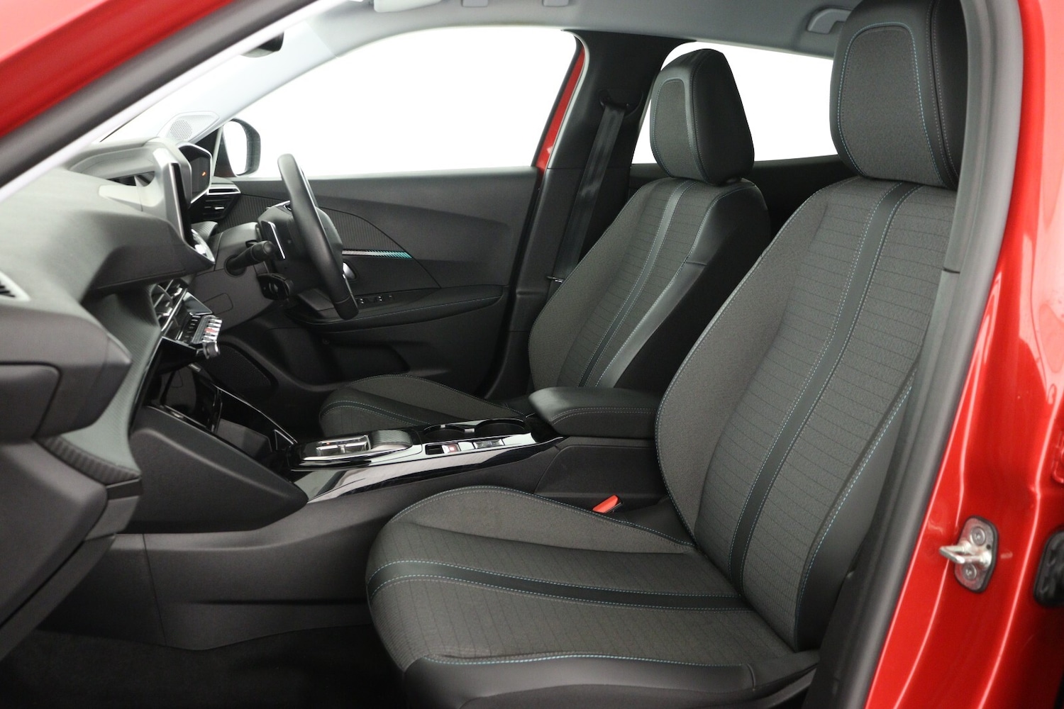 Used Peugeot 2008 2022 for sale - 76874507: Photo 11