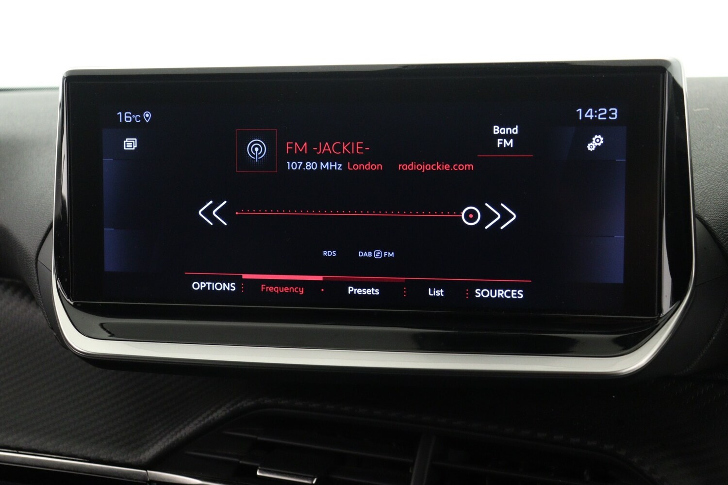 Used Peugeot 2008 2022 for sale - 76874507: Photo 16