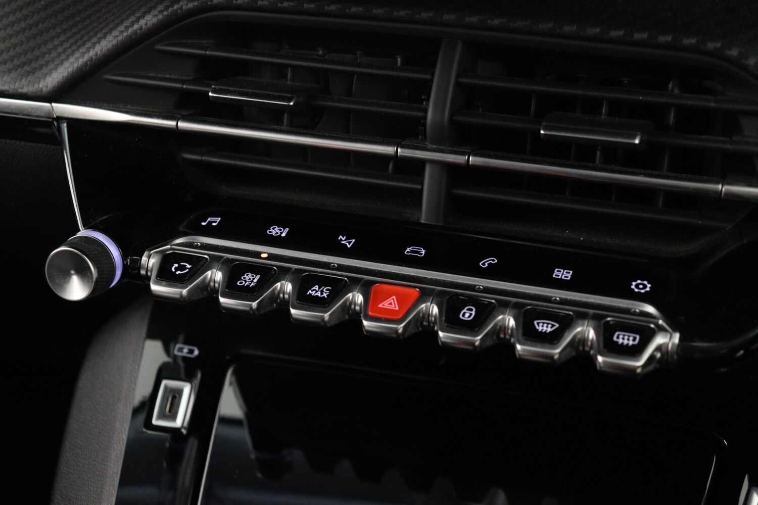 Used Peugeot 2008 2022 for sale - 76874507: Photo 20