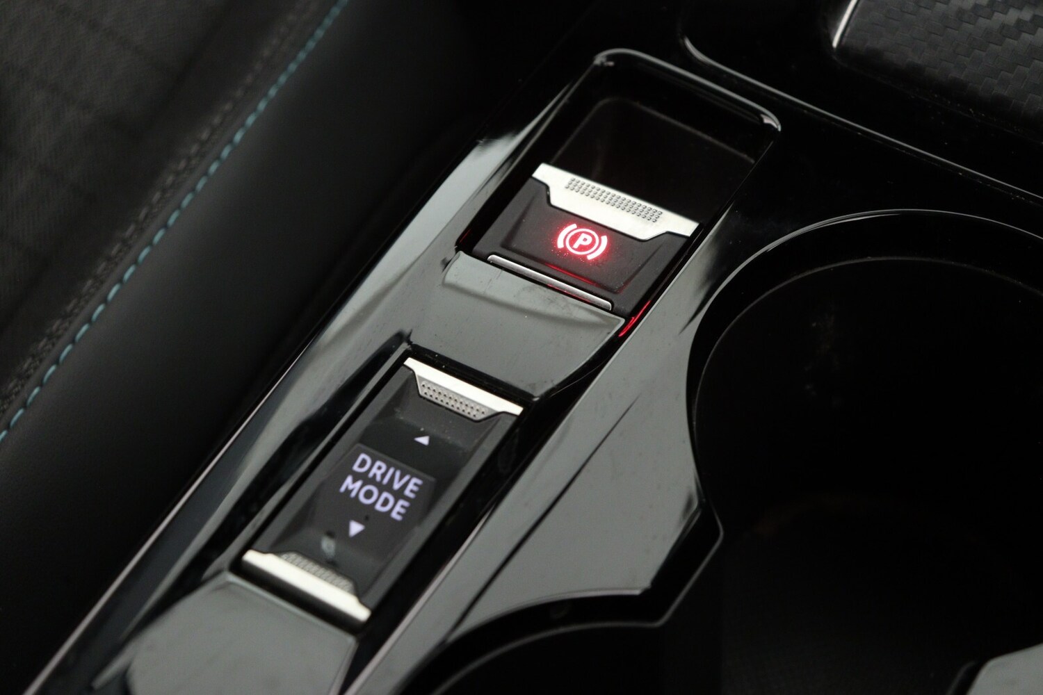 Used Peugeot 2008 2022 for sale - 76874507: Photo 22