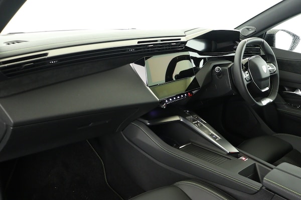 Used Peugeot 308 2023 for sale - 76104296: Photo 12