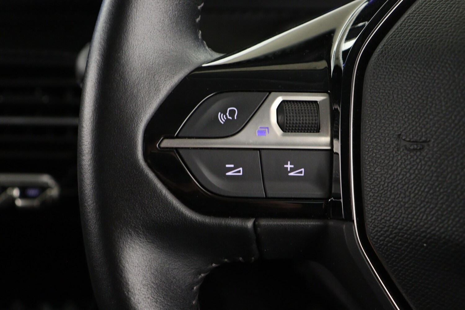 Used Peugeot 208 2020 for sale - 76229264: Photo 21