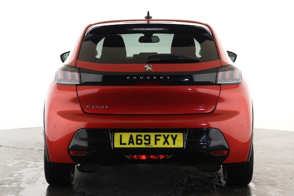 Used Peugeot 208 2020 for sale - 76229264: Photo 2