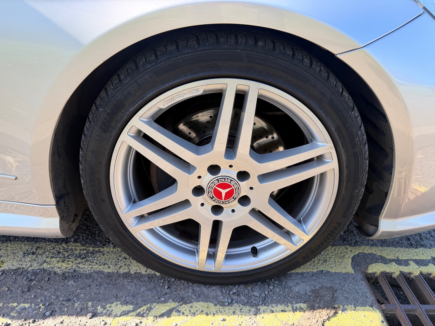 Used Mercedes-Benz E Class 2013 for sale - 77933865: Photo 17