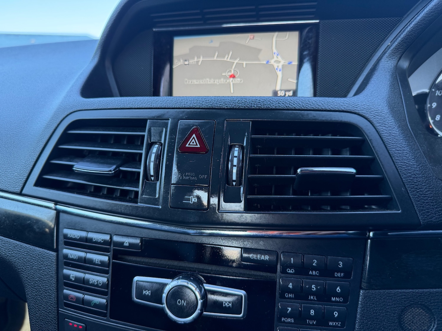 Used Mercedes-Benz E Class 2013 for sale - 77933865: Photo 18