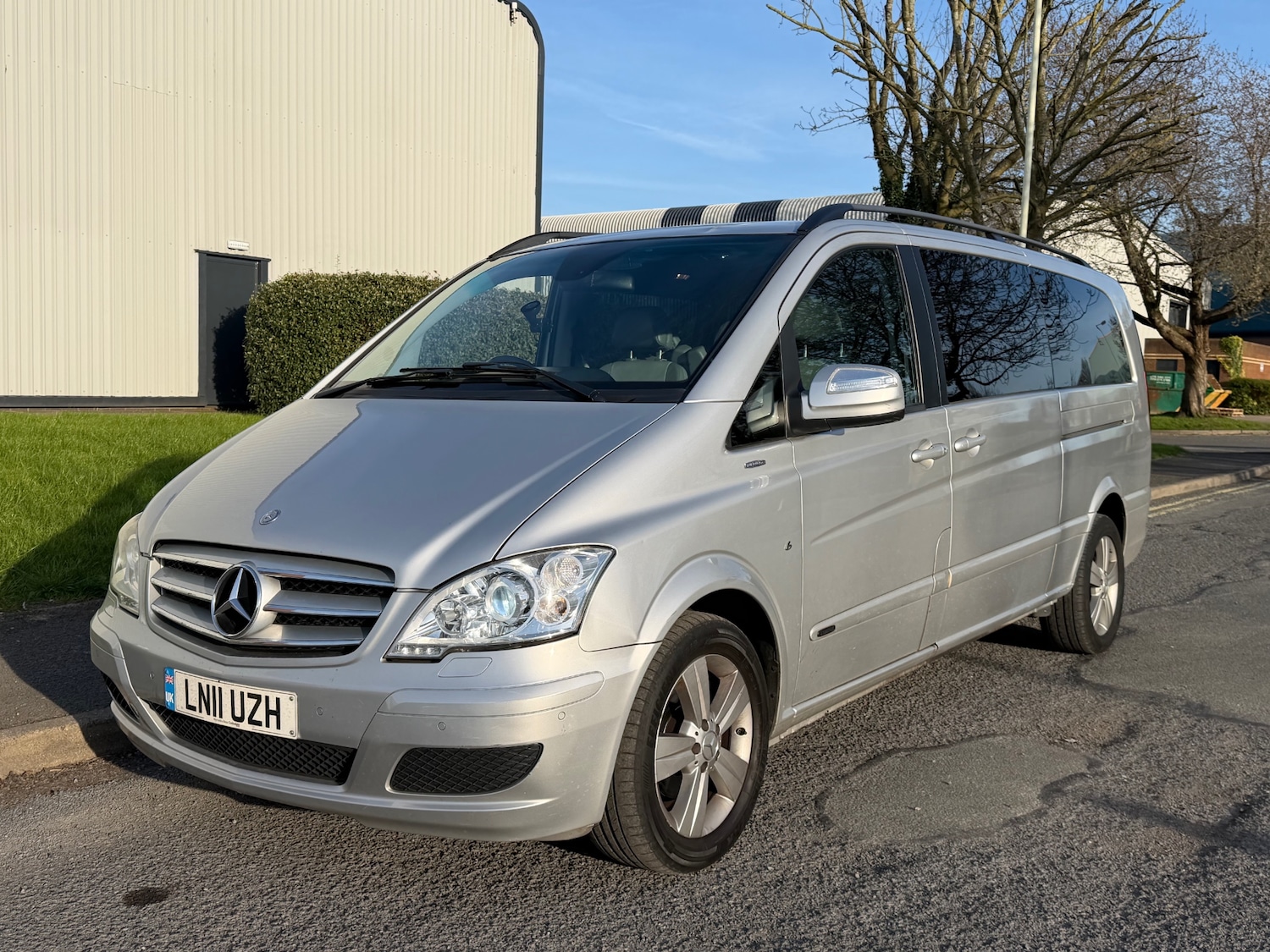 Used Mercedes-Benz Viano 2011 for sale - 78111636: Photo 2
