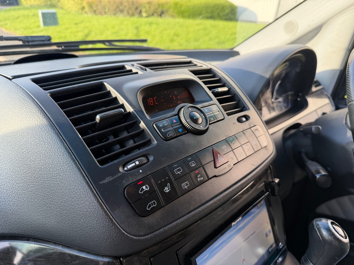 Used Mercedes-Benz Viano 2011 for sale - 78111636: Photo 26