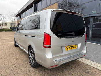 Used Mercedes-Benz V-Class 2017 for sale - 77781983: Photo