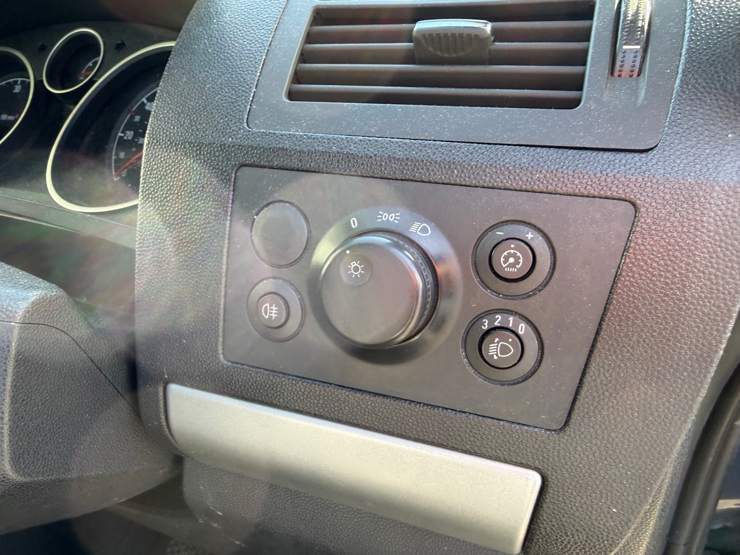 Used Vauxhall Zafira 2011 for sale - 77932968: Photo 16