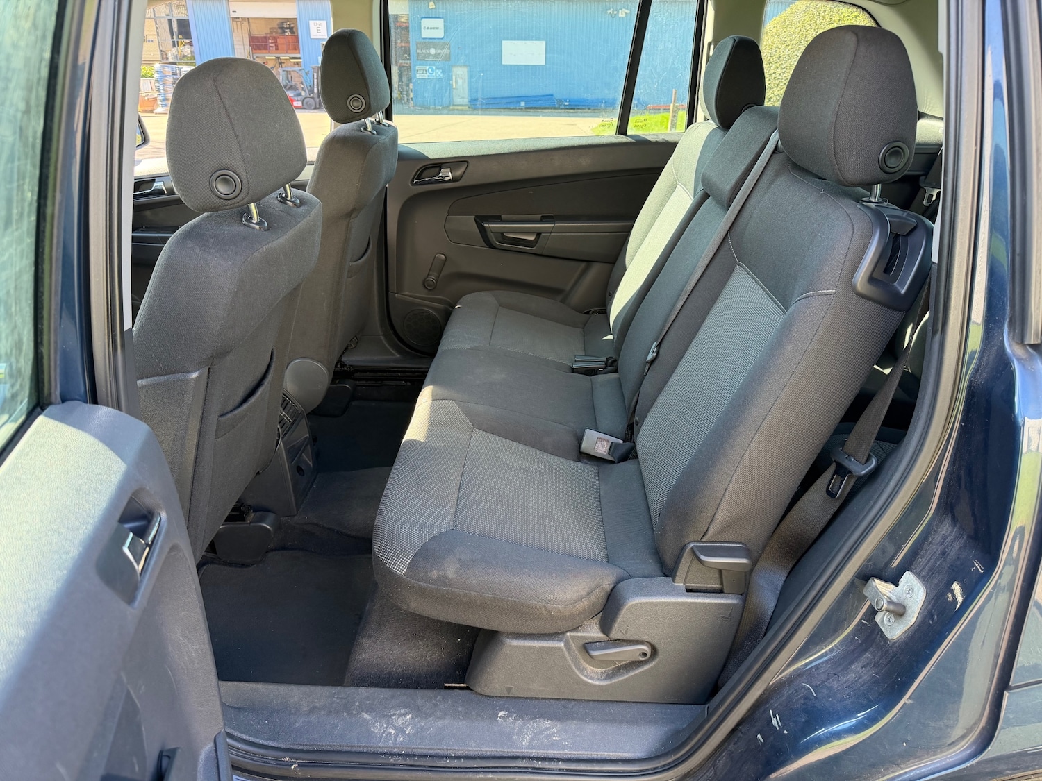 Used Vauxhall Zafira 2011 for sale - 77932968: Photo 9