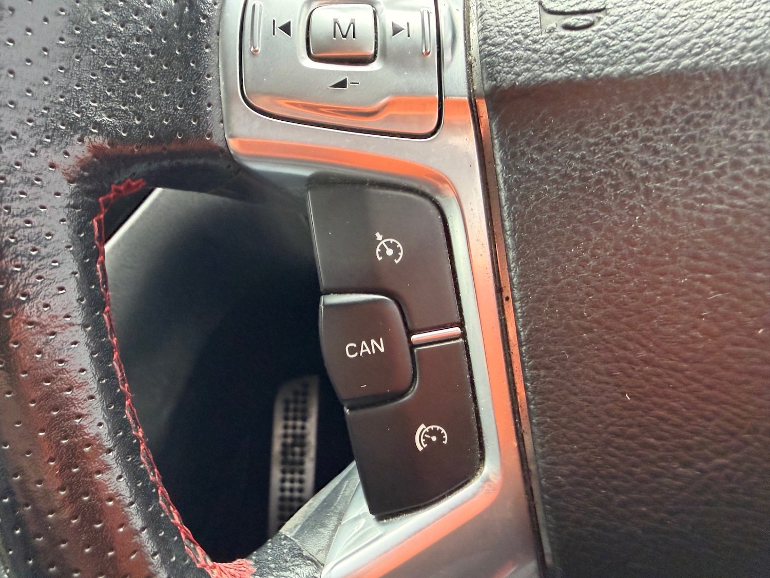 Used Ford Mondeo 2012 for sale - 77793298: Photo 18