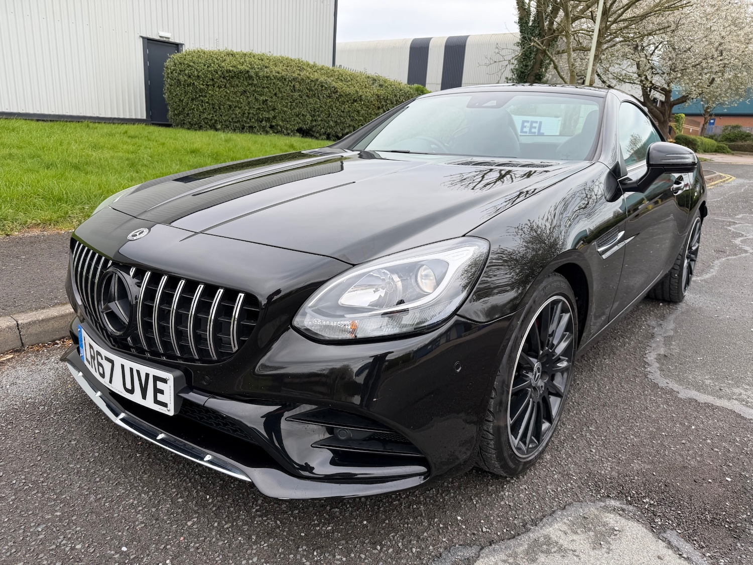 Used Mercedes-Benz SLC 2017 for sale - 78213670: Photo 2