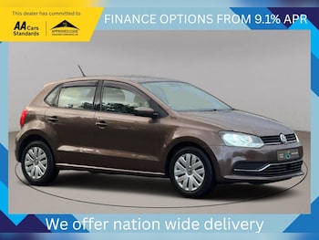 Used Volkswagen Polo 2015 for sale - 77695521: Photo