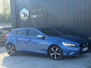 Used Volvo V40 2017 for sale - 78291094: Photo