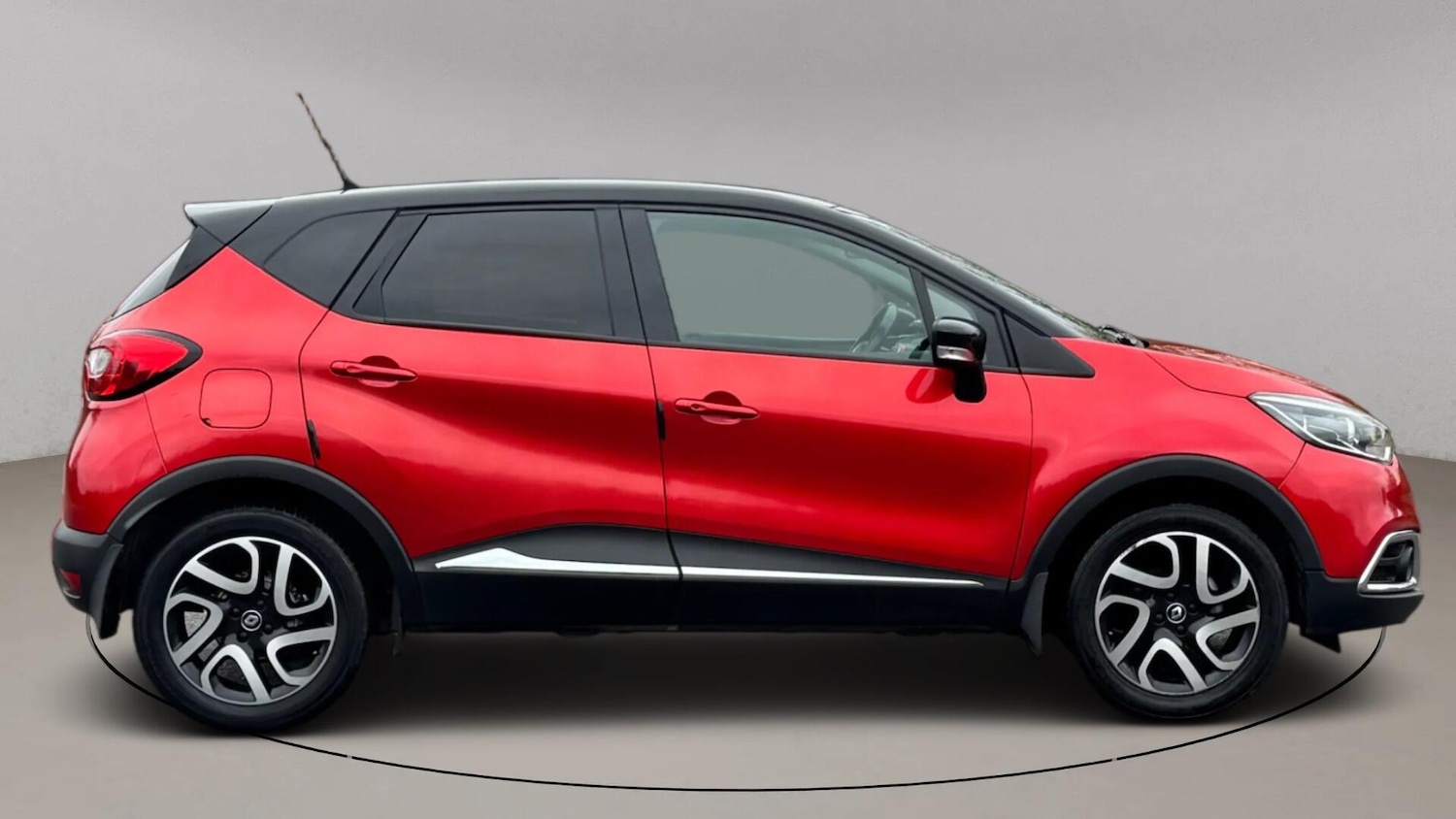 Used Renault Captur 2017 for sale - 76765687: Photo 14