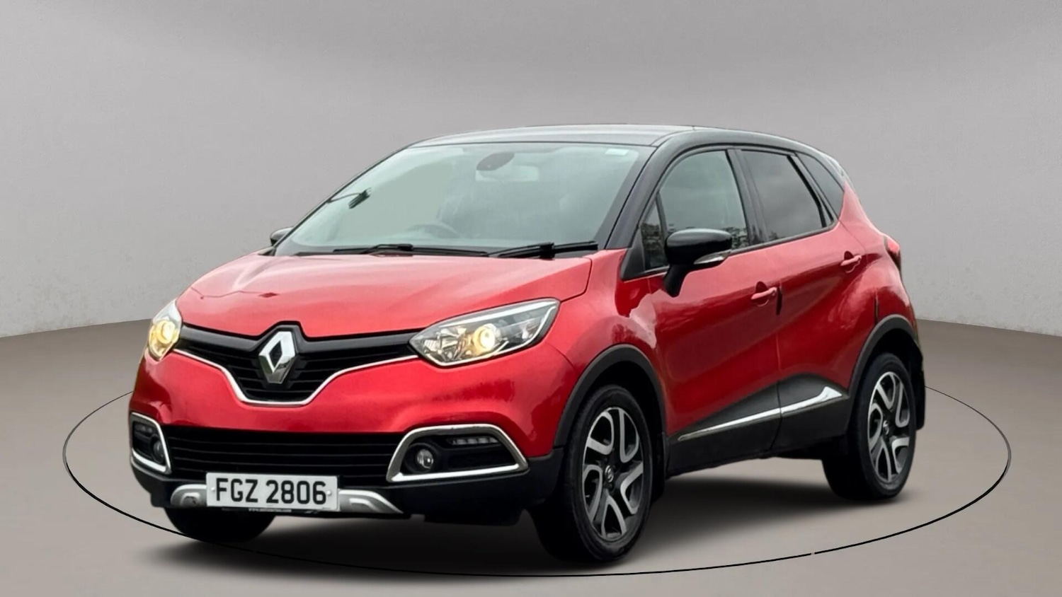 Used Renault Captur 2017 for sale - 76765687: Photo 4